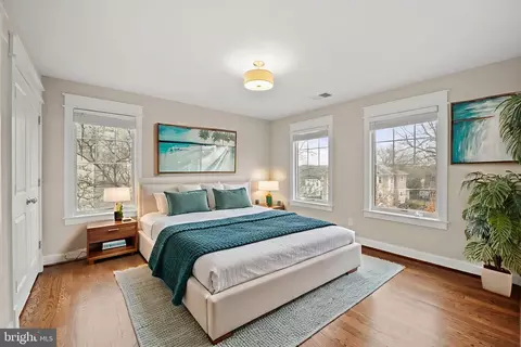 Bedroom - 6712 Dean Dr, Mclean, VA 22101 photo 10 of 17