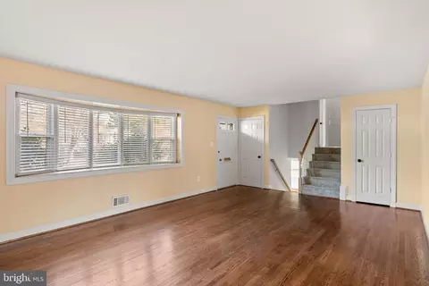 Living - 1726 Baldwin Dr, Mclean, VA 22101 photo 3 of 6