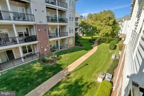 Exterior - 1580 Spring Gate Dr #4111, Mclean, VA 22102 photo 12 of 12