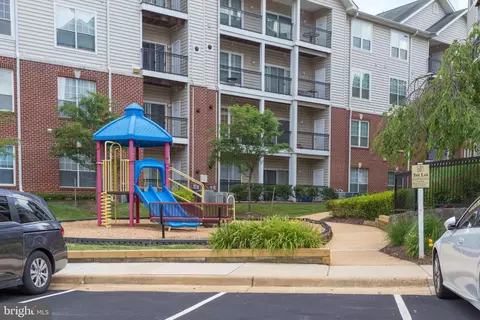 Exterior - 1580 Spring Gate Dr #4111, Mclean, VA 22102 photo 6 of 12