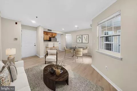 Living - 1504 Lincoln Way #100, Mclean, VA 22102 photo 3 of 3
