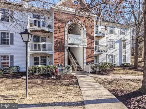 5700 Shadwell Ct #77, Alexandria, VA 22309