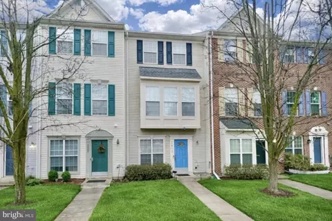 2406 Misty Dawn Ct, Herndon, VA 20171