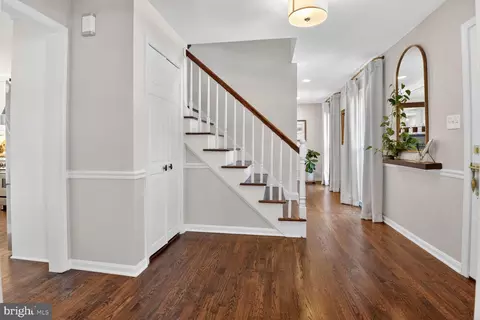 Entry Way - 8703 Etta Dr, Springfield, VA 22152 photo 2 of 2