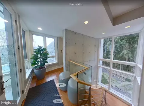 Entry Way - 1100 Crest Ln, Mclean, VA 22101 photo 15 of 25