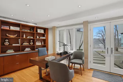 Other - 1100 Crest Ln, Mclean, VA 22101 photo 27 of 38