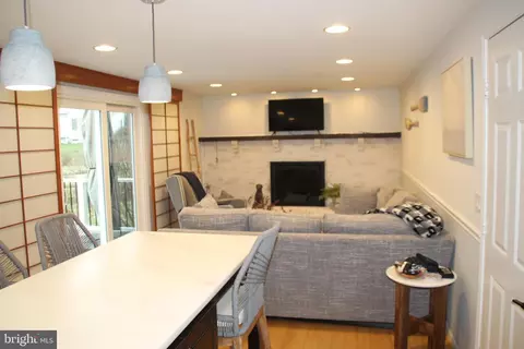 12507 Thunder Chase Dr, Reston, VA 20191 photo 3