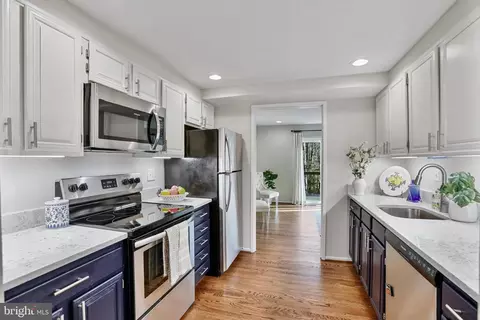Kitchen - 2257 Wheelwright Ct, Reston, VA 20191 photo 2 of 3