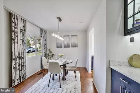 Dining - 2257 Wheelwright Ct, Reston, VA 20191 photo 2 of 3