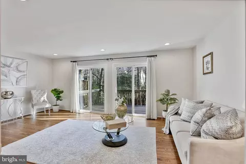 Living - 2257 Wheelwright Ct, Reston, VA 20191 photo 2 of 4