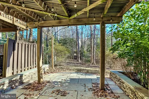 Exterior - 2257 Wheelwright Ct, Reston, VA 20191 photo 2 of 4