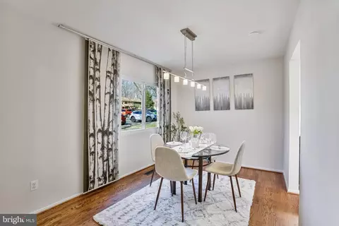 Dining - 2257 Wheelwright Ct, Reston, VA 20191 photo 3 of 3