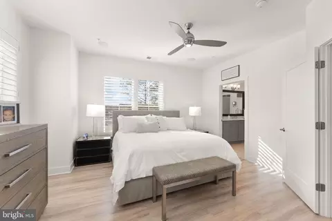 Bedroom - 11256 Faraday Park Dr, Reston, VA 20190 photo 2 of 8