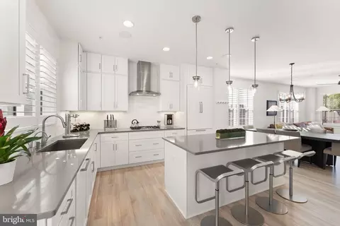 Kitchen - 11256 Faraday Park Dr, Reston, VA 20190 photo 6 of 6