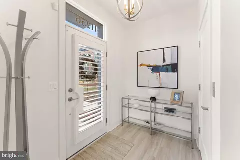 Entry Way - 11256 Faraday Park Dr, Reston, VA 20190 photo 2 of 13