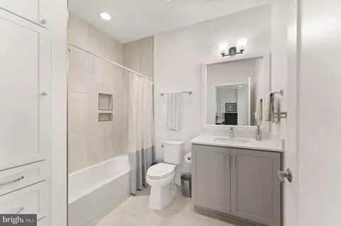 Bath - 11256 Faraday Park Dr, Reston, VA 20190 photo 3 of 3