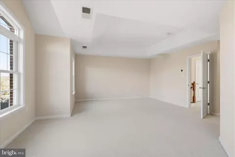 Bedroom - 411 Spring St, Herndon, VA 20170 photo 2 of 4