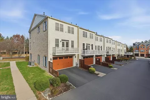 Other - 411 Spring St, Herndon, VA 20170 photo 13 of 19