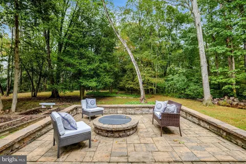 Other - 1827 Post Oak Trl, Reston, VA 20191 photo 3 of 8