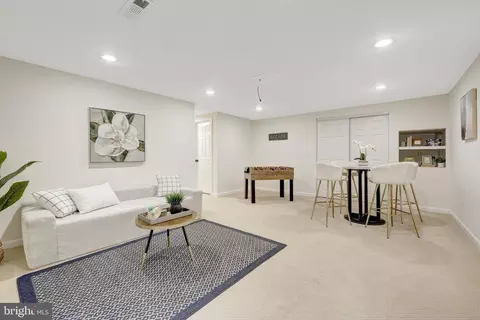 Other - 1827 Post Oak Trl, Reston, VA 20191 photo 4 of 8