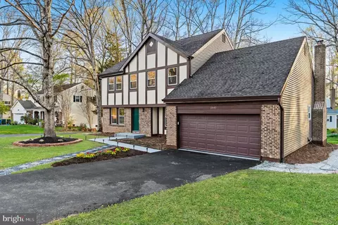 Exterior - 1840 Post Oak Trl, Reston, VA 20191 photo 3 of 4