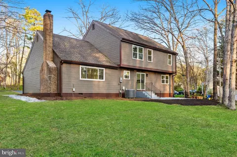 Exterior - 1840 Post Oak Trl, Reston, VA 20191 photo 4 of 4