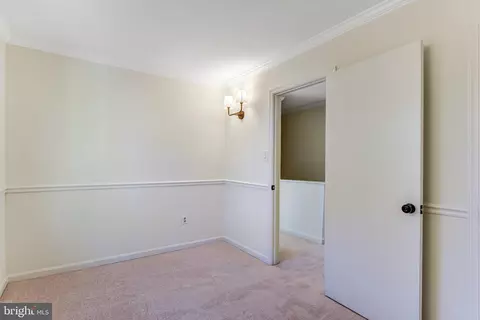 Bedroom - 4524 Samuels Pine Rd, Chantilly, VA 20151 photo 4 of 6