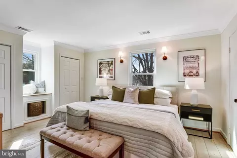 Bedroom - 4524 Samuels Pine Rd, Chantilly, VA 20151 photo 1 of 6