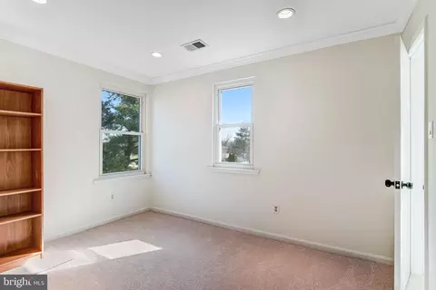 Bedroom - 4524 Samuels Pine Rd, Chantilly, VA 20151 photo 6 of 6