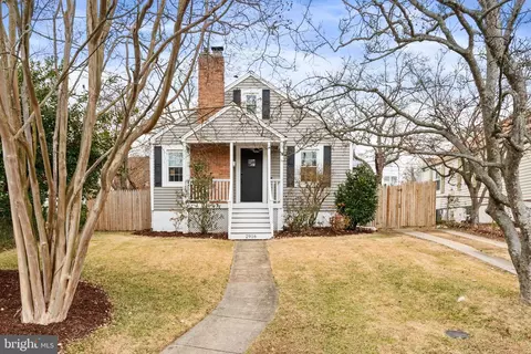 2916 Brook Dr, Falls Church, VA 22042