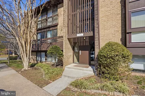11566 Rolling Green Ct #12/200A, Reston, VA 20191