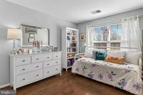 Bedroom - 8445 Carmela Cir, Springfield, VA 22153 photo 6 of 6