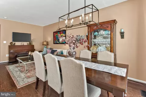 Dining - 8445 Carmela Cir, Springfield, VA 22153 photo 2 of 3
