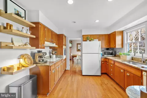 Kitchen - 6534 Divine St, Mclean, VA 22101 photo 1 of 4