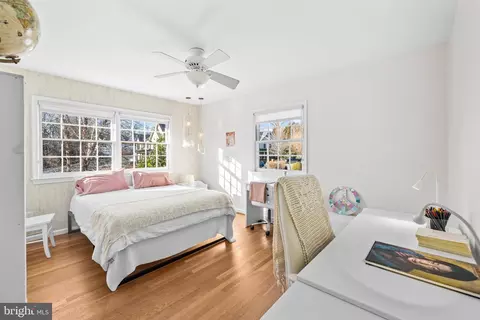 Bedroom - 6534 Divine St, Mclean, VA 22101 photo 4 of 7