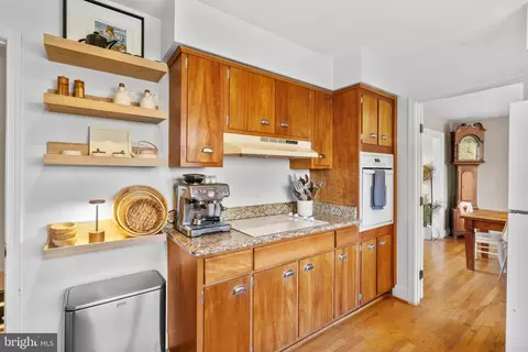 Kitchen - 6534 Divine St, Mclean, VA 22101 photo 2 of 4