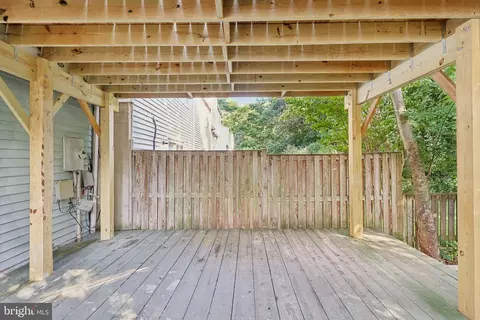 Exterior - 6246 Hillside Rd, Springfield, VA 22152 photo 6 of 11