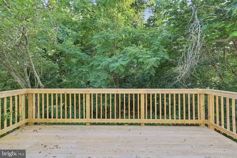 Exterior - 6246 Hillside Rd, Springfield, VA 22152 photo 4 of 11