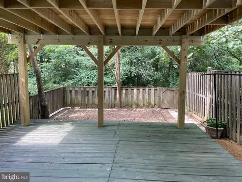Exterior - 6246 Hillside Rd, Springfield, VA 22152 photo 9 of 11
