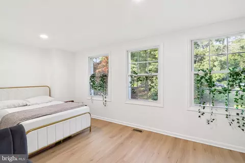 Bedroom - 6246 Hillside Rd, Springfield, VA 22152 photo 2 of 3