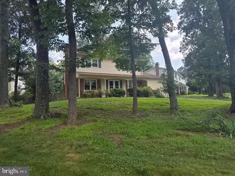 Exterior - 6901 Huntsman Blvd, Springfield, VA 22153 photo 8 of 8