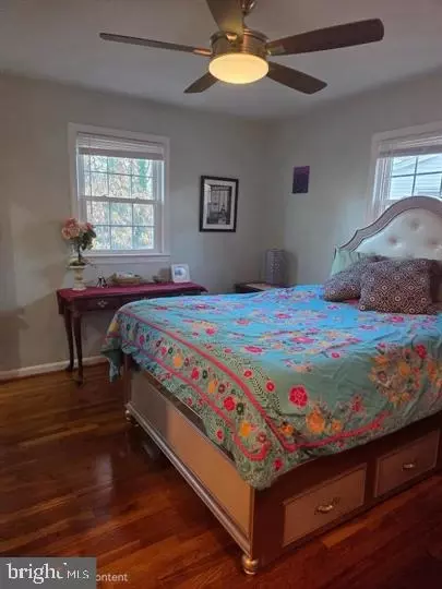 Bedroom - 6901 Huntsman Blvd, Springfield, VA 22153 photo 2 of 6