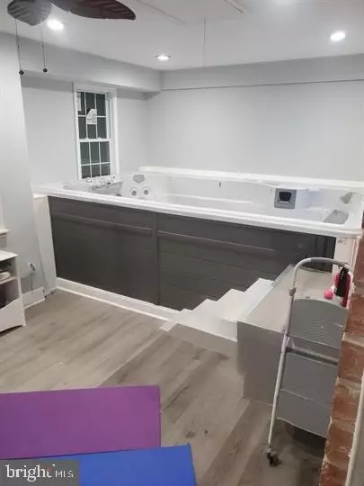 Entry Way - 6901 Huntsman Blvd, Springfield, VA 22153 photo 13 of 17
