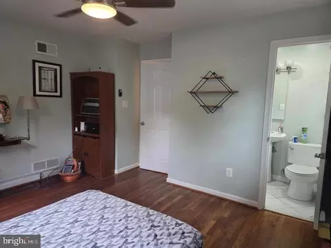 Bedroom - 6901 Huntsman Blvd, Springfield, VA 22153 photo 3 of 6