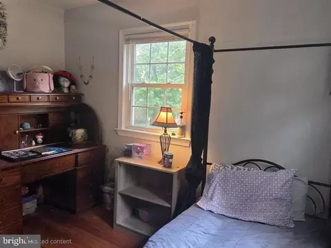 Bedroom - 6901 Huntsman Blvd, Springfield, VA 22153 photo 5 of 6
