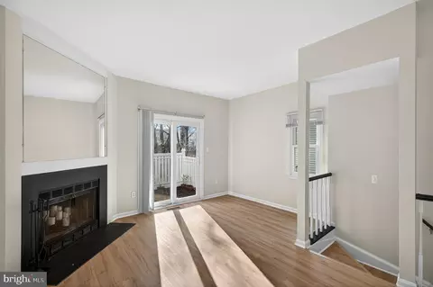 11920 Redtree Way, Reston, VA 20194 photo 9