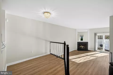 11920 Redtree Way, Reston, VA 20194 photo 8