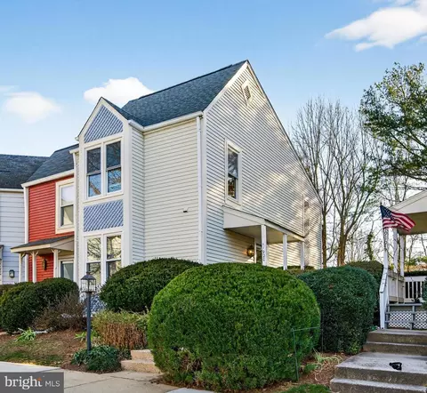 11920 Redtree Way, Reston, VA 20194