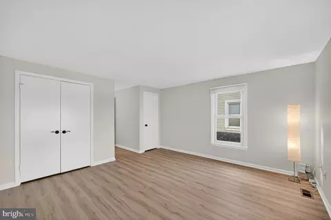 11920 Redtree Way, Reston, VA 20194 photo 5