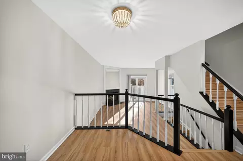 11920 Redtree Way, Reston, VA 20194 photo 7